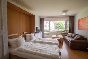 1 bedroom, WiFi, bed sheets - Pretty 1-room apartment with panoramic mountain views (Garmisch-Partenkirchen)