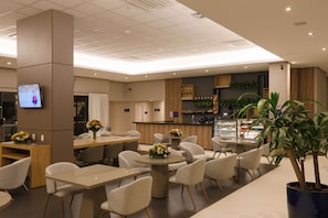 Lobby lounge - Comfort Suites São José do Rio Preto (São José do Rio Preto)