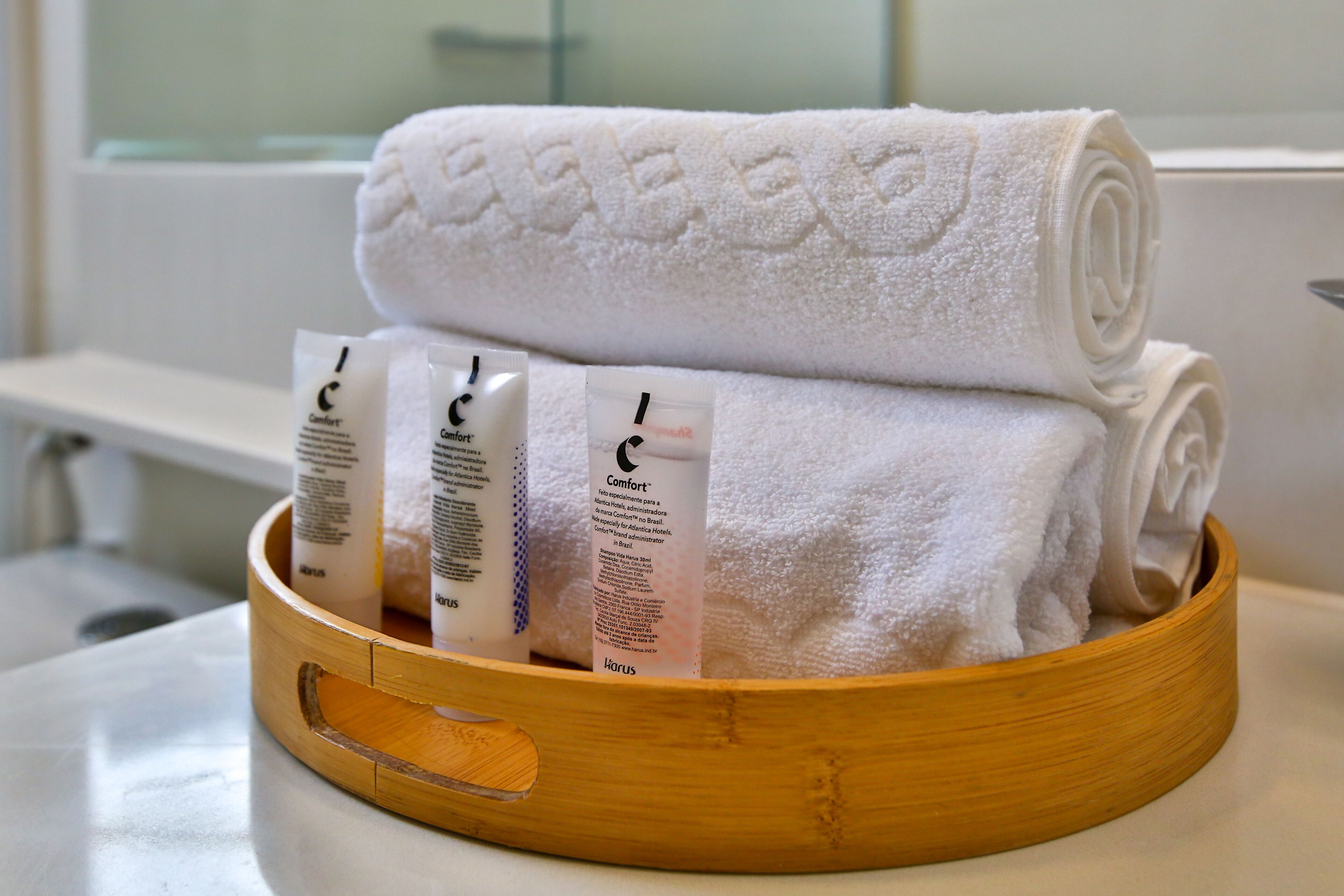 shower, free toiletries, hair dryer, bidet