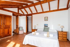 3 Schlafzimmer, Zimmersafe, Bügeleisen/Bügelbrett, kostenloses WLAN