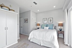 2 habitaciones, tabla de planchar con plancha y wifi gratis