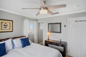 3 bedrooms, free WiFi, bed sheets