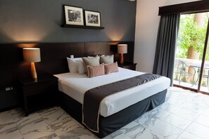 Deluxe Room, 1 King Bed, Garden View | Premium bedding, blackout curtains, iron/ironing board, bed sheets - Hacienda Yabucu (Acanceh)