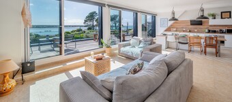 Villa " Guissbeach " SPA, walking distance to the beach, Sunset from the terrace