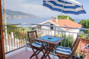 Property grounds - Vacation House 'Ro. & Se.' in Palinuro IT. Blue Flag also 2026. Accommodation SUN (CENTOLA, CAMPANIA SALERNO)