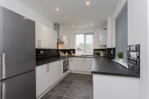 Casa, bagno privato | Cucina condivisa