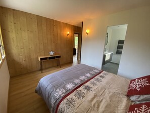 4 sovrum, resesäng, gratis wi-fi och sängkläder