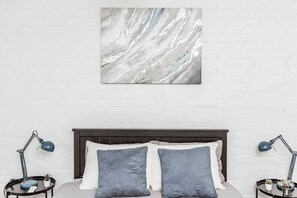 2 habitaciones, tabla de planchar con plancha y wifi gratis