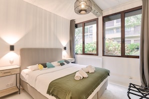4 bedrooms, iron/ironing board, travel crib, free WiFi