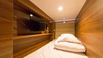 Cabin, Men only, Non Smoking | Desk, blackout drapes, iron/ironing board, free WiFi