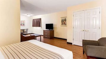 Individually furnished, desk, free WiFi, bed sheets