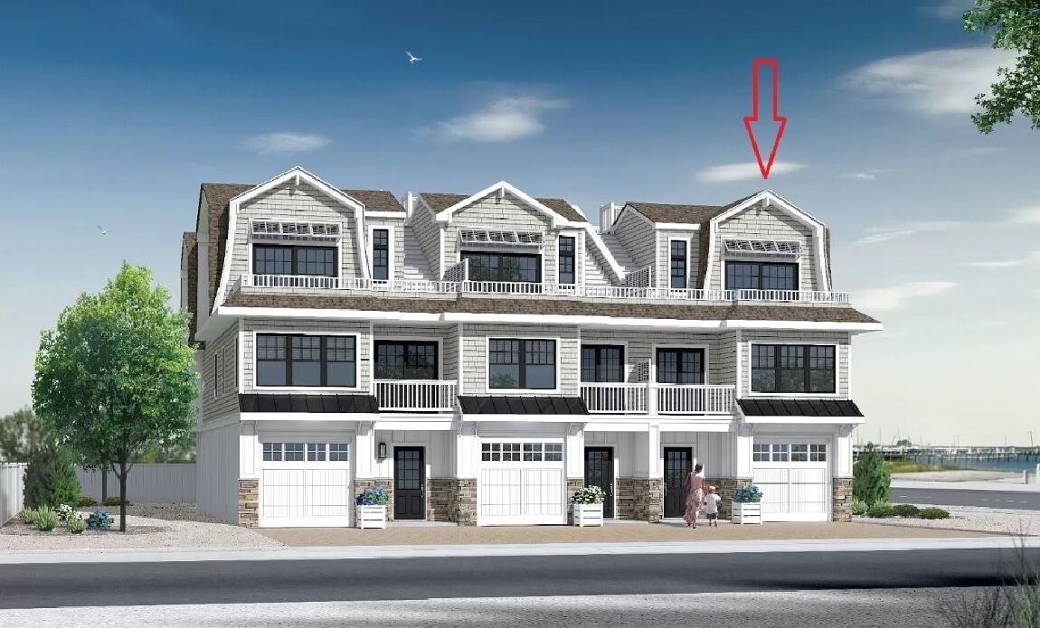 Modern New Home, Oceanside w/  Bay Views, Sleeps 10, 4BR