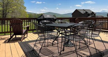 Canaan Townhome near hiking, biking & skiing!