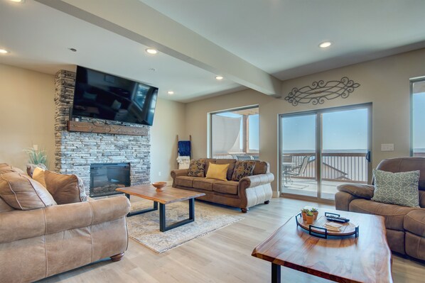 Smart TV, fireplace, foosball