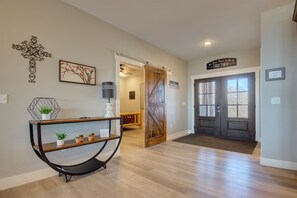 Interior - Stay awhile and prolong your smile (Branson)