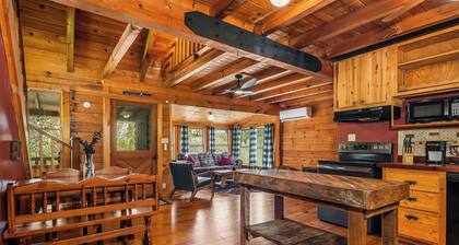 Center Hill Lake Cabin w/ Deck & Fire Pit