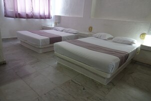 Superior Room | Individually furnished, soundproofing, bed sheets