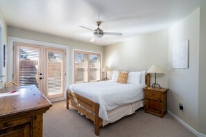 2 bedrooms, laptop workspace, free WiFi, bed sheets