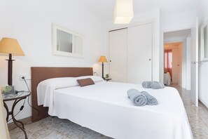 2 chambres, accès Internet, draps fournis