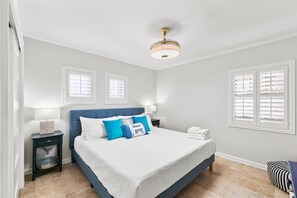 6 bedrooms, desk, iron/ironing board, free WiFi - PARADISE POINT- luxury BEACHFRONT, 6 bedroom, 5 1/2 bath (Ponte Vedra Beach)