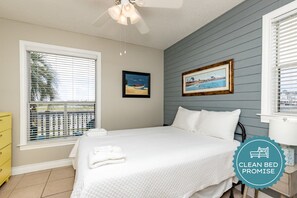 1 chambre, fer et planche à repasser, Wi-Fi, literie fournie