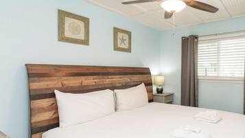 1 chambre, fer et planche à repasser, Wi-Fi, draps fournis