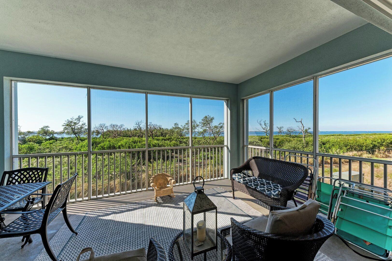 Smart TV, DVD player