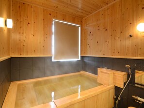 Spa - Nihon Ryokan Utsuwa Beppu Kannawa (Beppu)