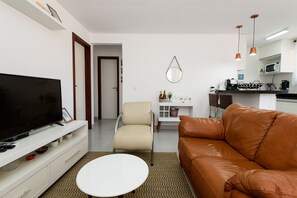 Standard Villa | Living area | Flat-screen TV - Cor de Búzios B37 (Búzios)
