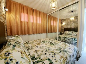 1 quarto, Wi-Fi de cortesia, roupa de cama