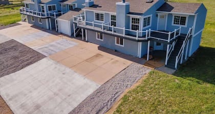 Bayview Condo #2, Ogallala Beach
