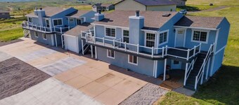 Bayview Condo #2, Ogallala Beach