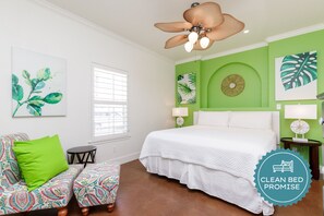 2 habitaciones, escritorio, tabla de planchar con plancha y wifi 