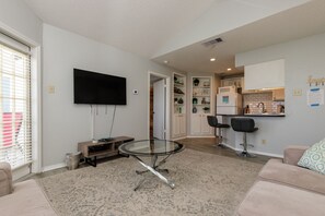 TV, DVD player, offices