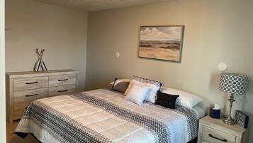3 bedrooms, iron/ironing board, WiFi