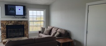 Bayview Condos #3, Ogallala Beach! Great Location!
