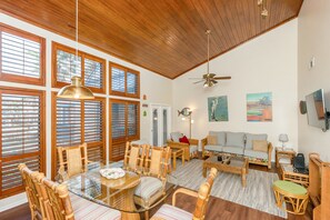 TV, DVD player - Fisherman’s Dream | Waterfront w/ Pool, Hot Tub & Boat Slip (Corpus Christi)