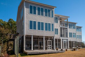 Exterior - Waterfront Views & Boat Slip, Blackwell Point #A (Oriental)