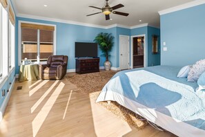3 bedrooms, WiFi, bed sheets