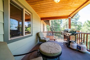 Property grounds - The Epic Escheresque House w/AC on Cherry Hill (Flagstaff)
