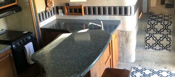 River access! Clean & comfy 5th wheel, located near the famous Kenai River 