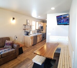 Interior - Caribou Cabin - Harding's Kenai River Lodge on The Kenai River (Kenai)
