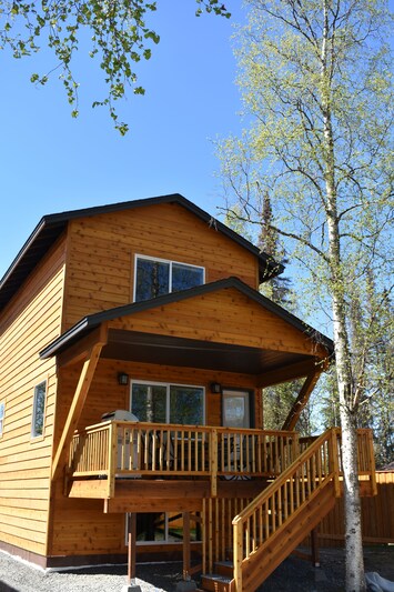 Caribou Cabin with Private Deck and Grill.