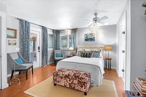 2 bedrooms, iron/ironing board, WiFi, bed sheets - Casa Cantera Guest House I 2 BR, stargazing (Wimberley)