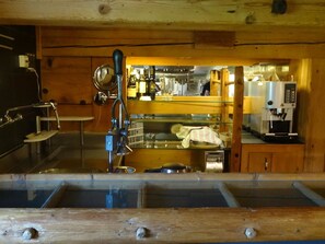 Bar (en la propiedad)