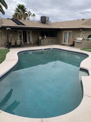 Outdoor pool, a heated pool