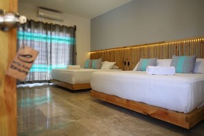Standard Room, 2 King Beds | Bed sheets - Hotel Playa Zipolite (San Pedro Pochutla)