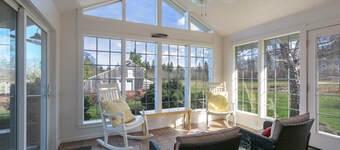 Quail on Sunset - Surround Yourself With Farm Land But Close to Town, Quiet, Peaceful, Idyllic!