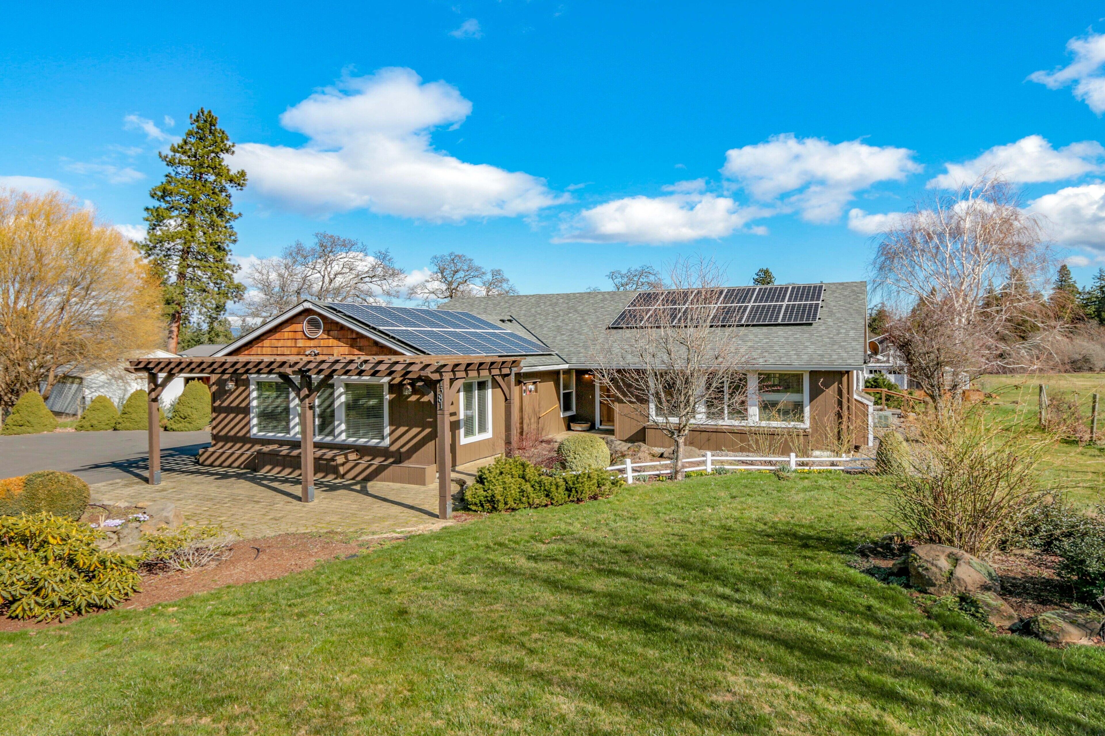 المنشأة من الخارج