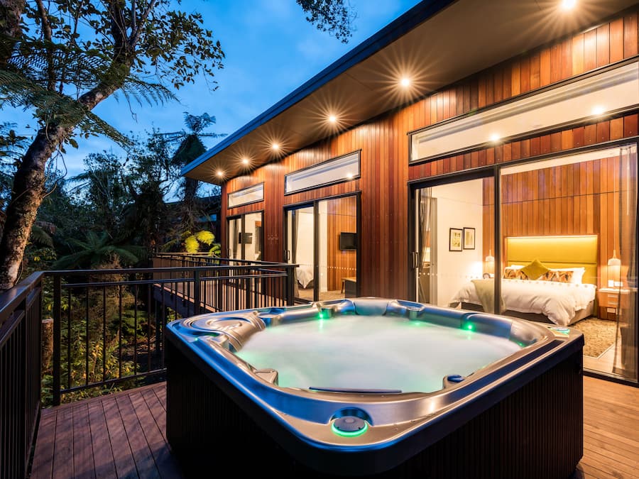 Seprai premium, brankas, tirai kedap cahaya, dan kedap suara